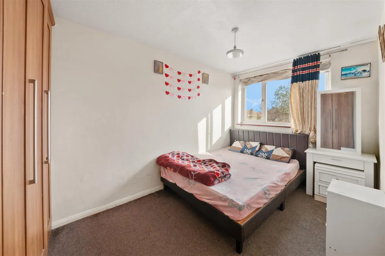 Whytecroft, Hounslow, photo 8