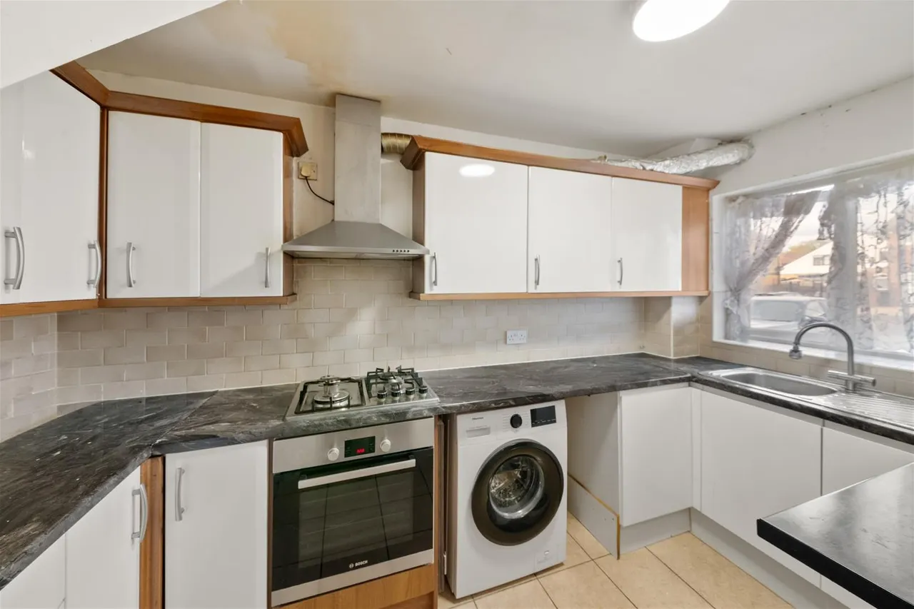 Whytecroft, Hounslow, photo 3