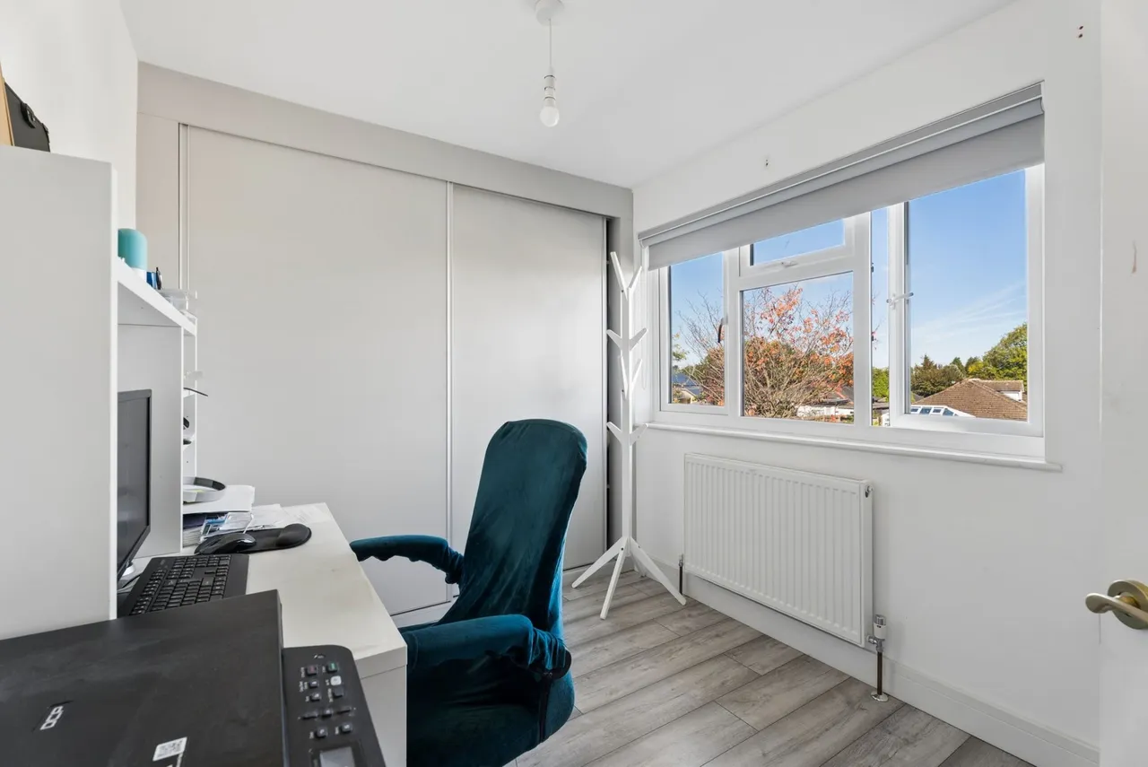 Ash Road, High Wycombe, HP12, photo 8
