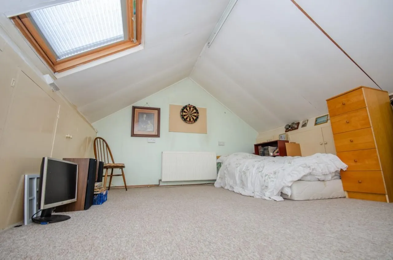 Oakdale Close, Downend, BS16, photo 17