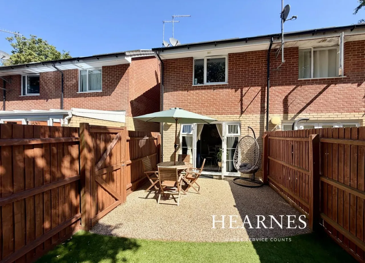 2 bed house for sale, Cedar Way, BH12