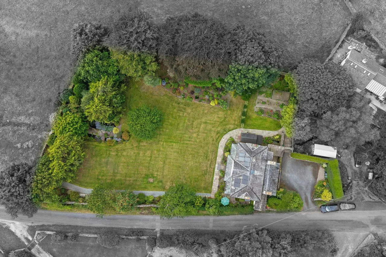 The Old Parsonage, New Hutton, LA8, photo 37