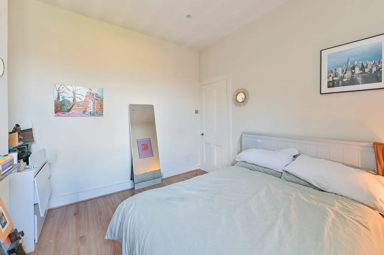 Top Floor Flat, 175 St Asaph Road, London, photo 8