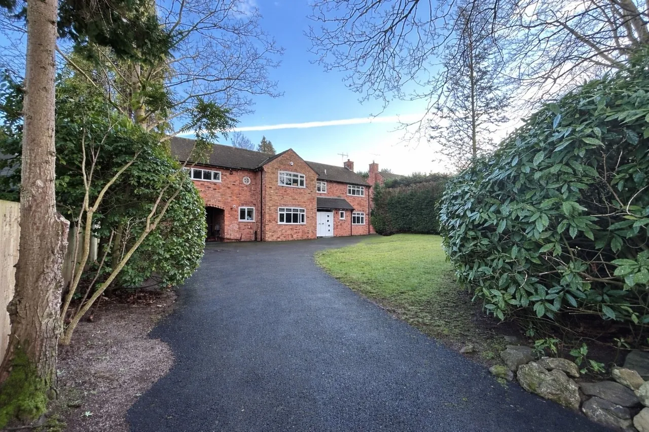 Hale, Altrincham, photo 20