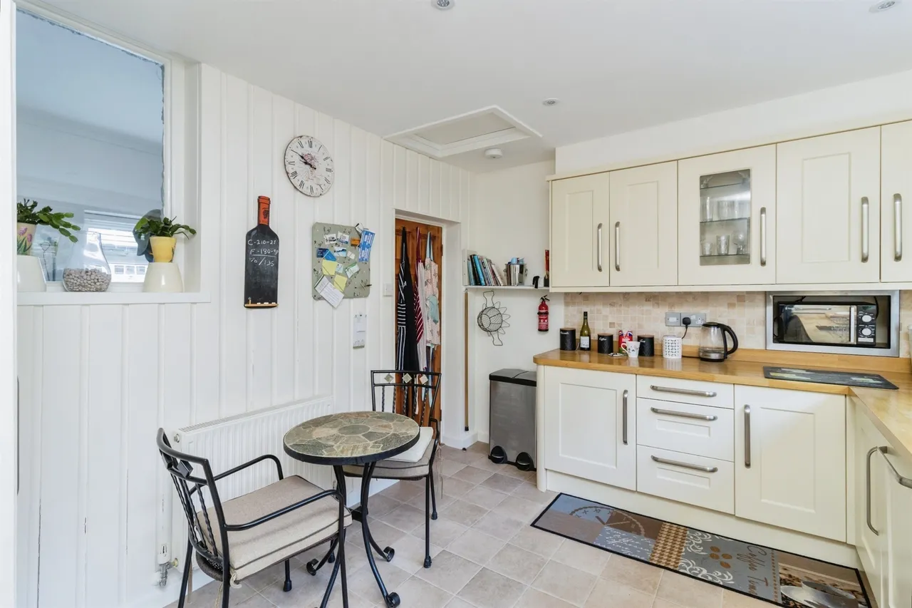Cleeve Park Mews, Chapel Cleeve, TA24, photo 8