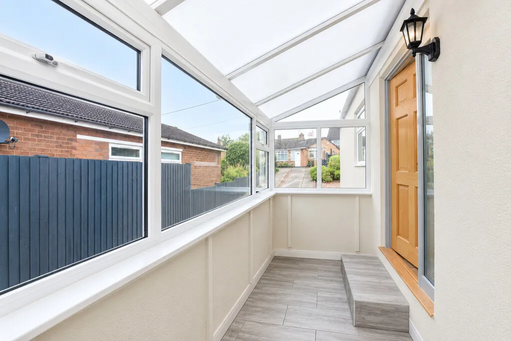 Price Close, Loggerheads, photo 10