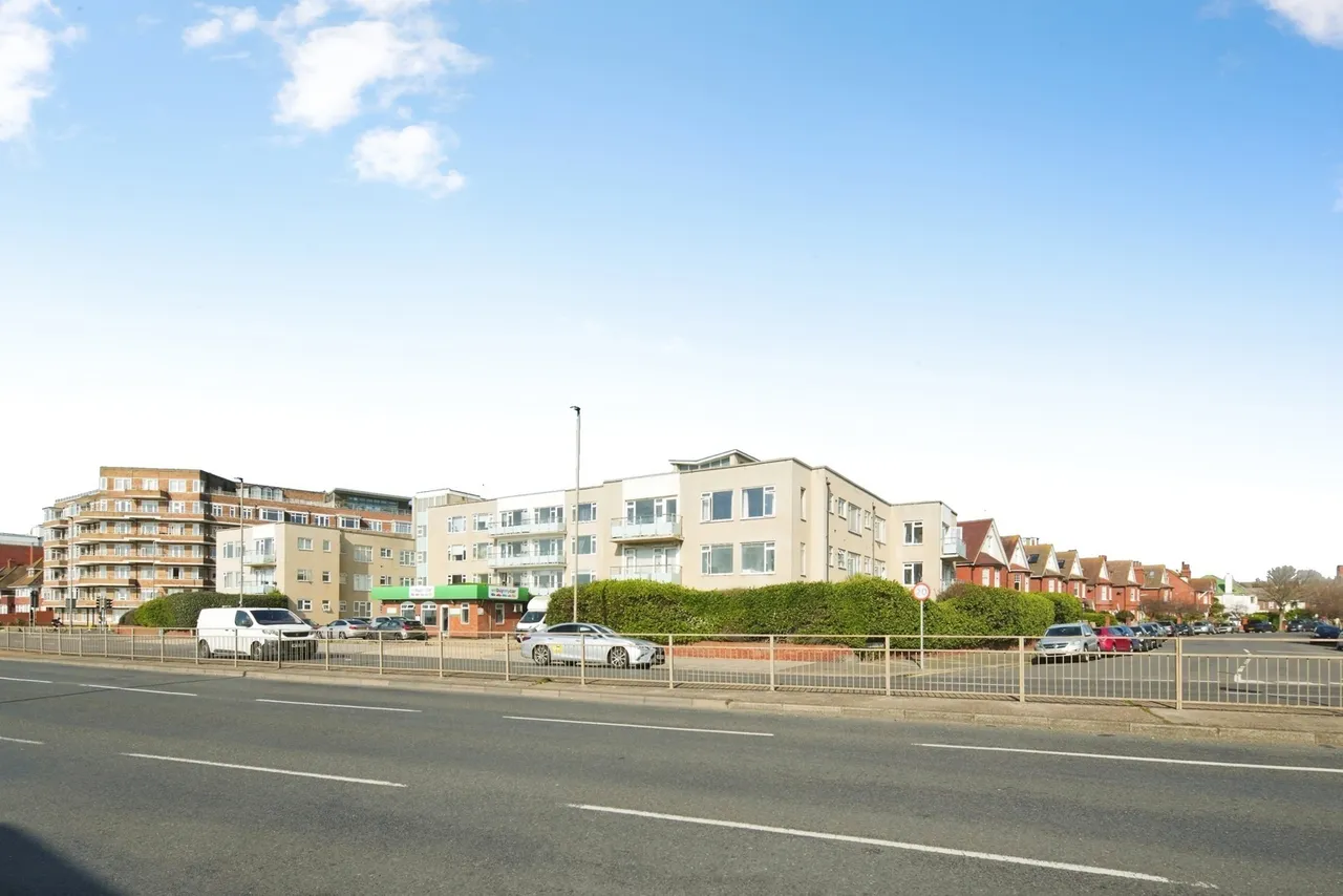 Kingsway, Hove, BN3, photo 9