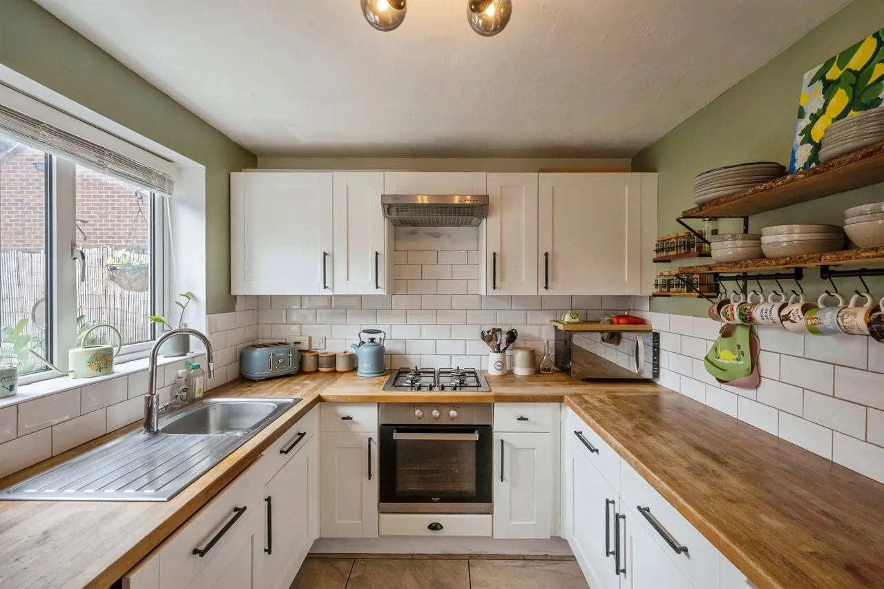 Springwood Close, Branton, DN3, photo 11