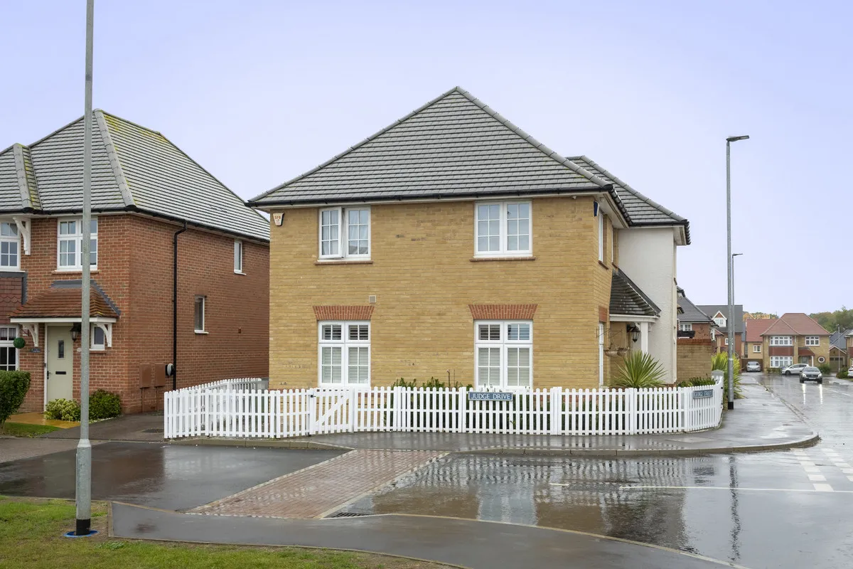 George Street, Langdon Hills, SS16, photo 22