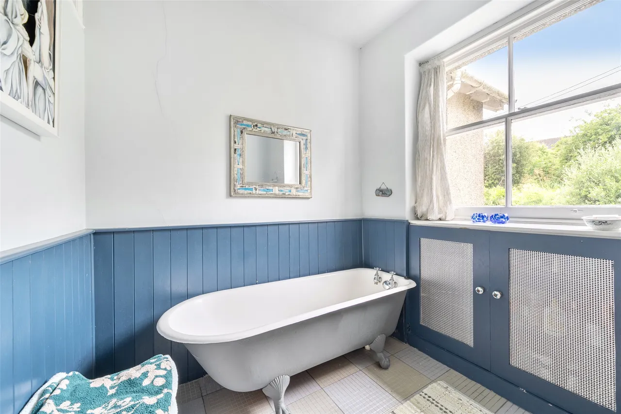 St. Nicholas Street, Bodmin, PL31, photo 21