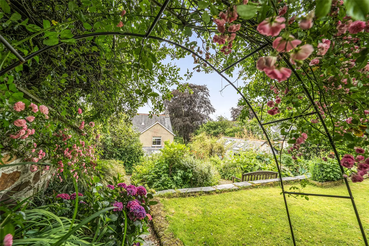 St. Nicholas Street, Bodmin, PL31, photo 29