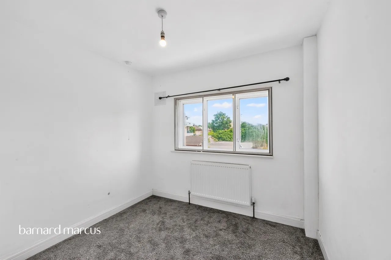 The Drive, Feltham, TW14, photo 9