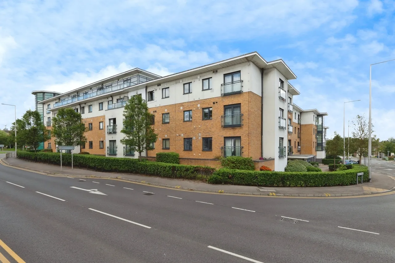 Hogg Lane, Grays, Essex, RM17, photo 14