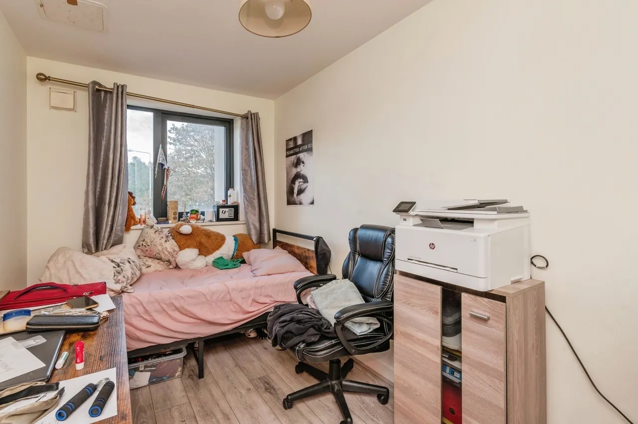 Hogg Lane, Grays, Essex, RM17, photo 9