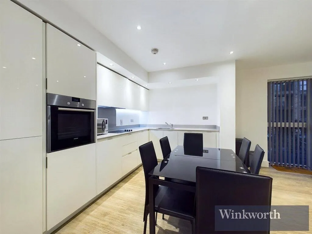 Lyon Road, Harrow, HA1, photo 3