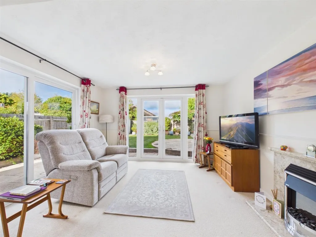 Mellstock Road, Chiltern Park, photo 5