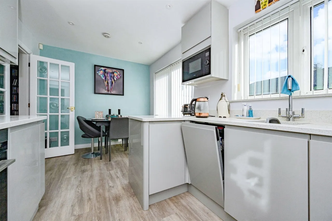 Dexter Close, Luton, LU3, photo 9