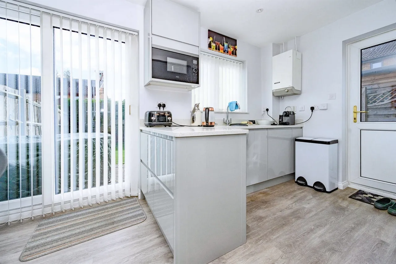Dexter Close, Luton, LU3, photo 6