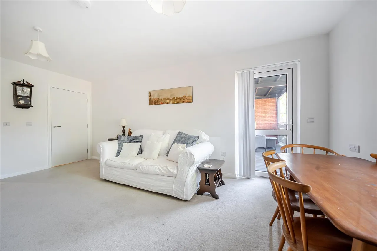London Road, Basingstoke, RG21, photo 6