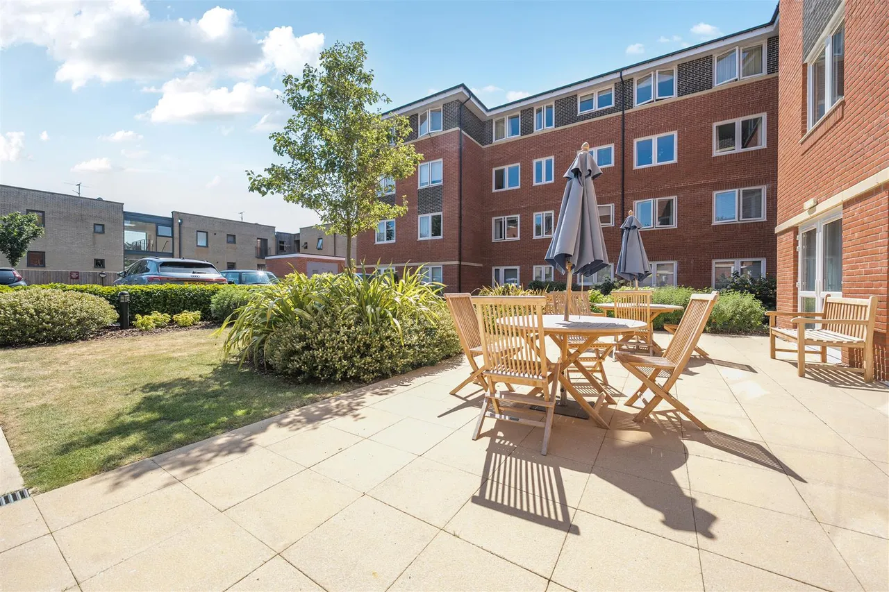 London Road, Basingstoke, RG21, photo 19