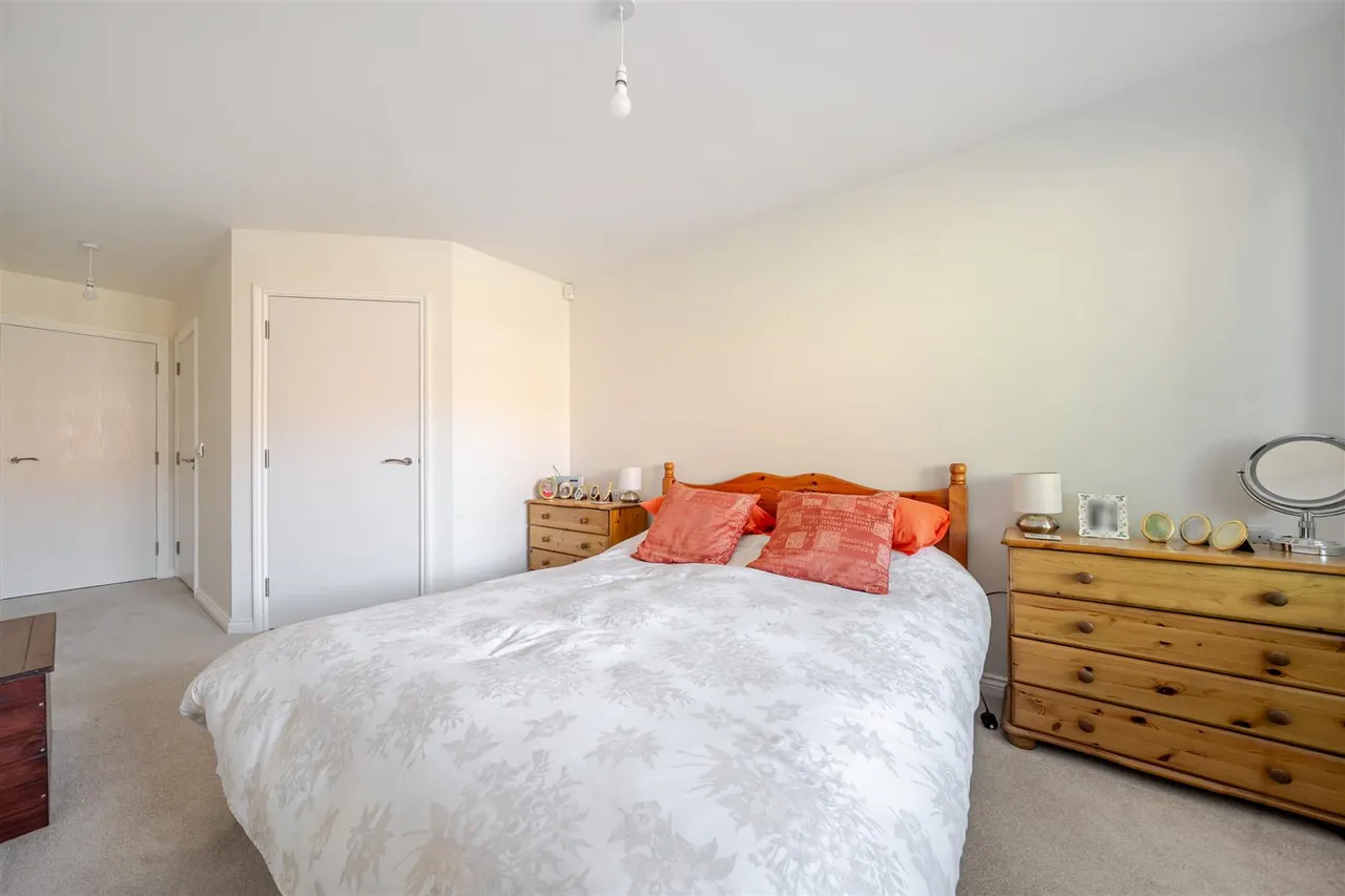 London Road, Basingstoke, RG21, photo 9