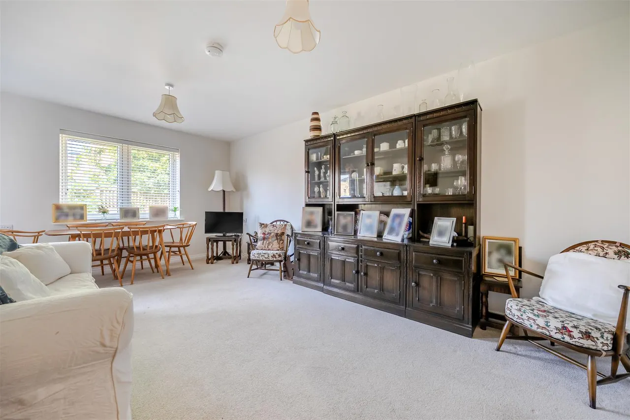 London Road, Basingstoke, RG21, photo 4