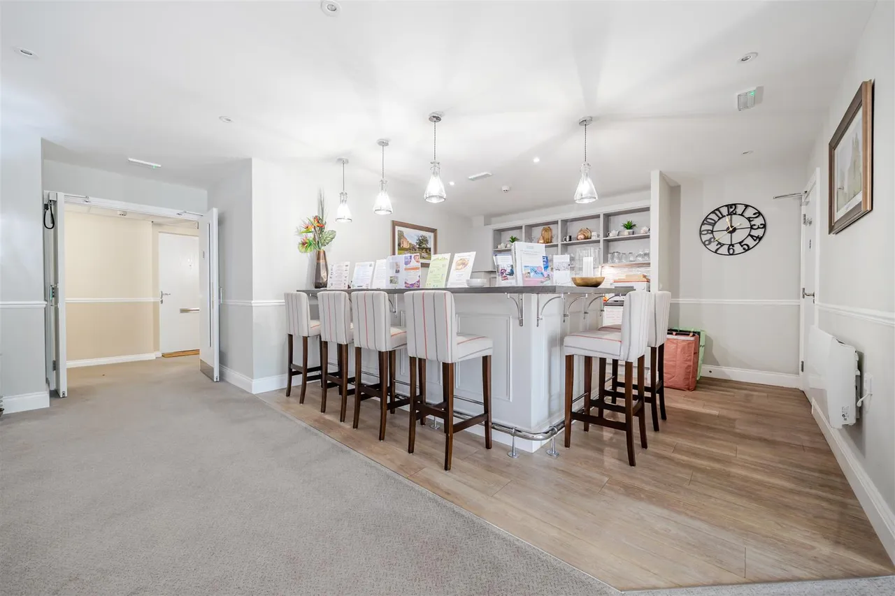 London Road, Basingstoke, RG21, photo 18