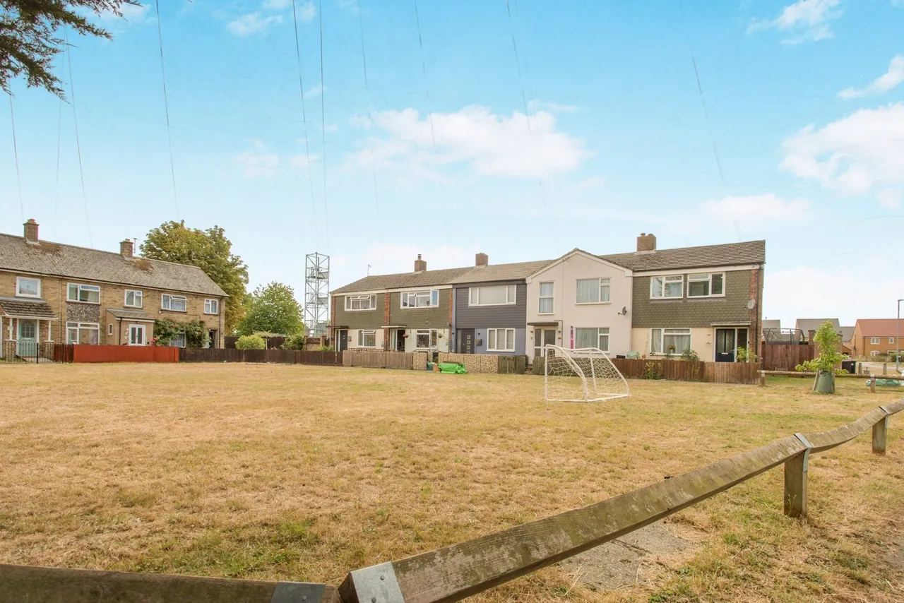 MillField, Sutton, Ely, Cambridgeshire, CB6, photo 23