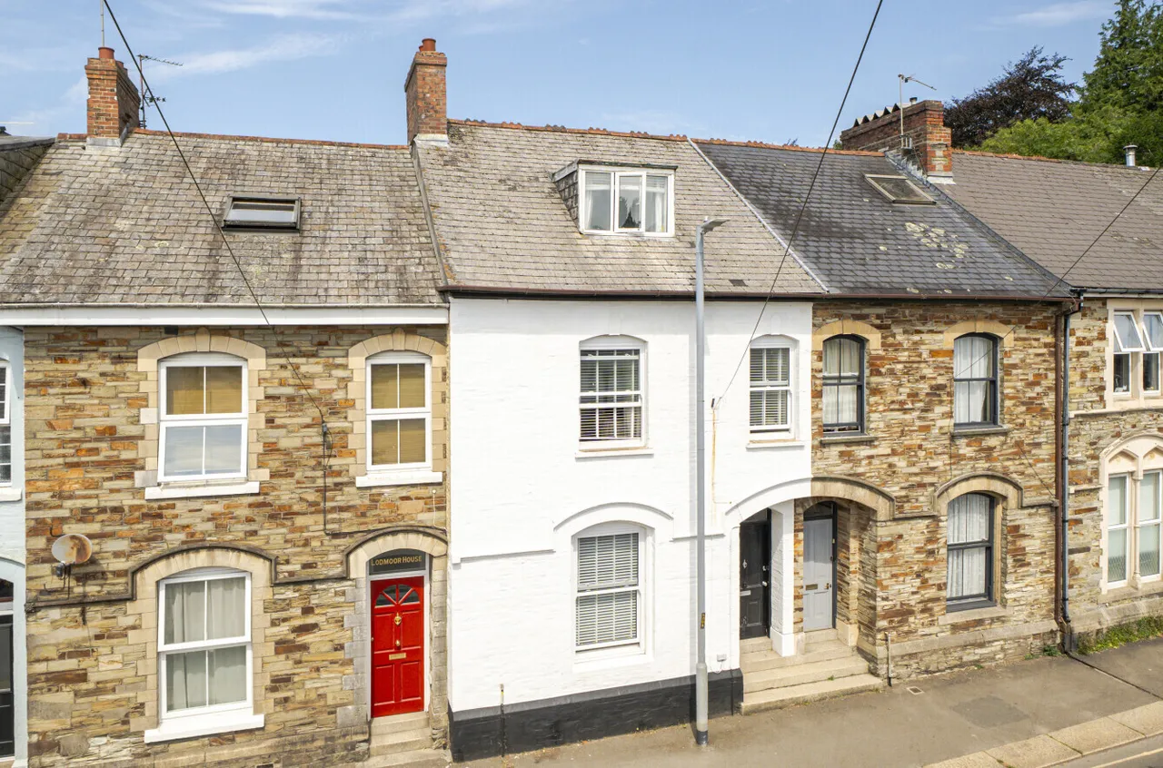 4 bed property for sale — Russell Street, Liskeard, Cornwall, PL14