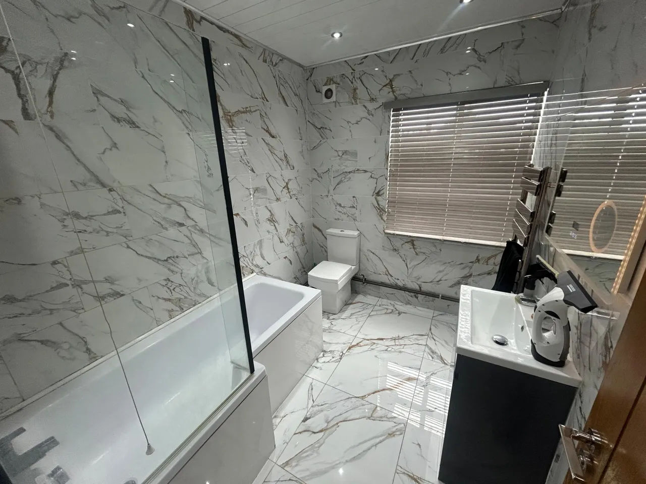 Derby Road, Burton upon Trent, DE14, photo 5