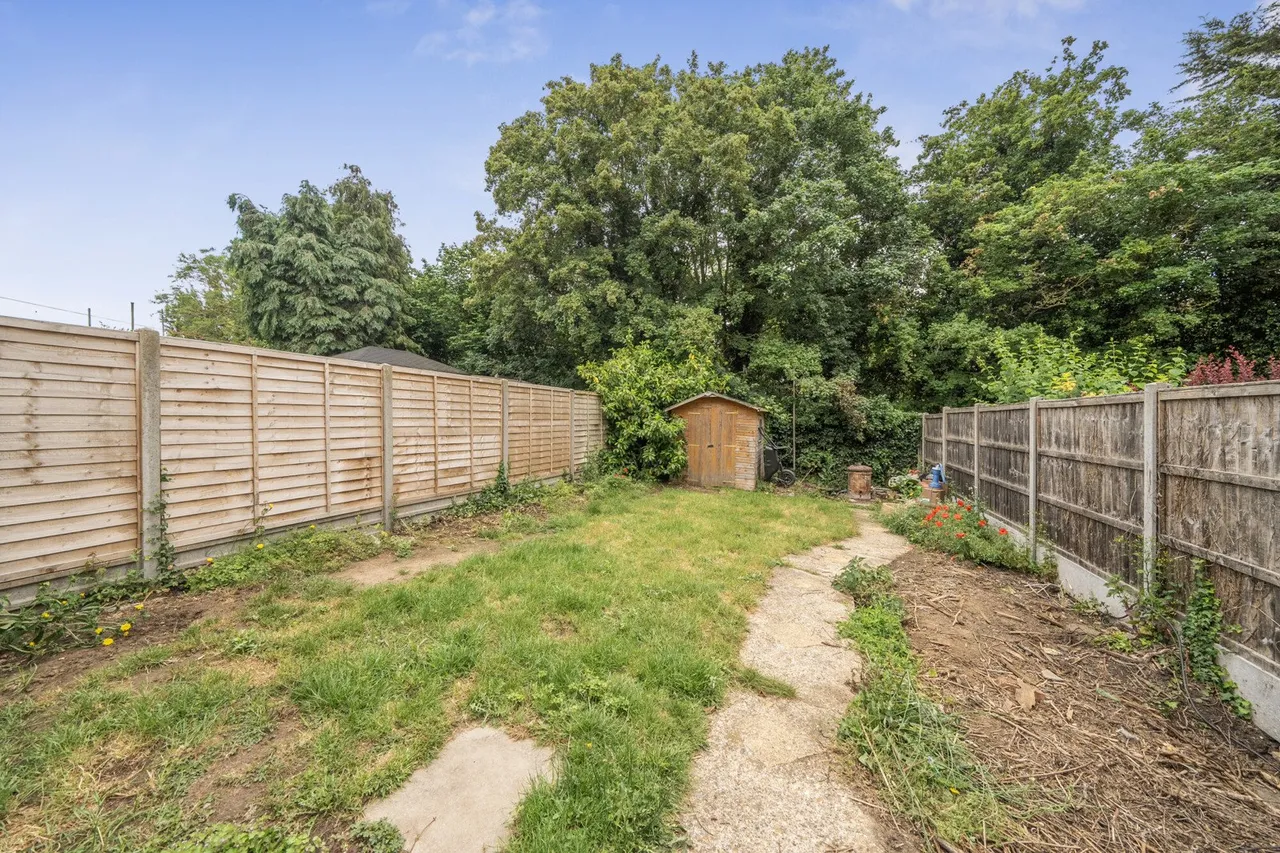 Kemsley Close, DA9, photo 18