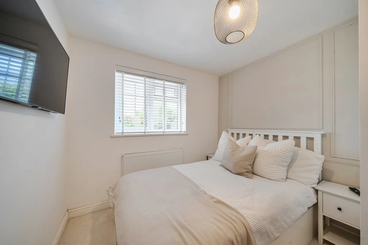 Kemsley Close, DA9, photo 12