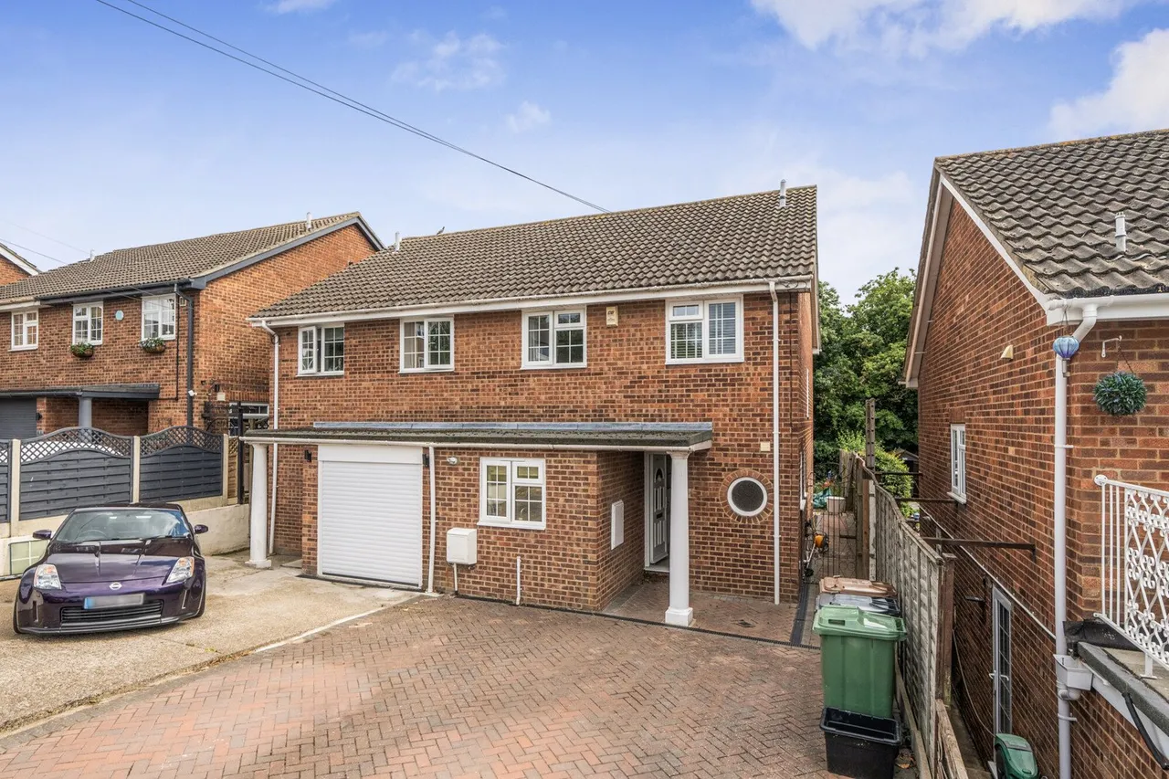 Kemsley Close, DA9, photo 19