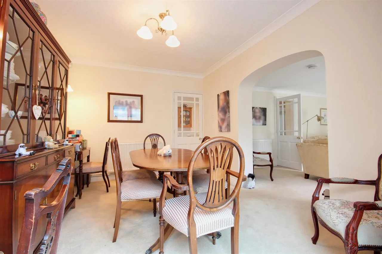 Ashcourt Drive, Hornsea, photo 5