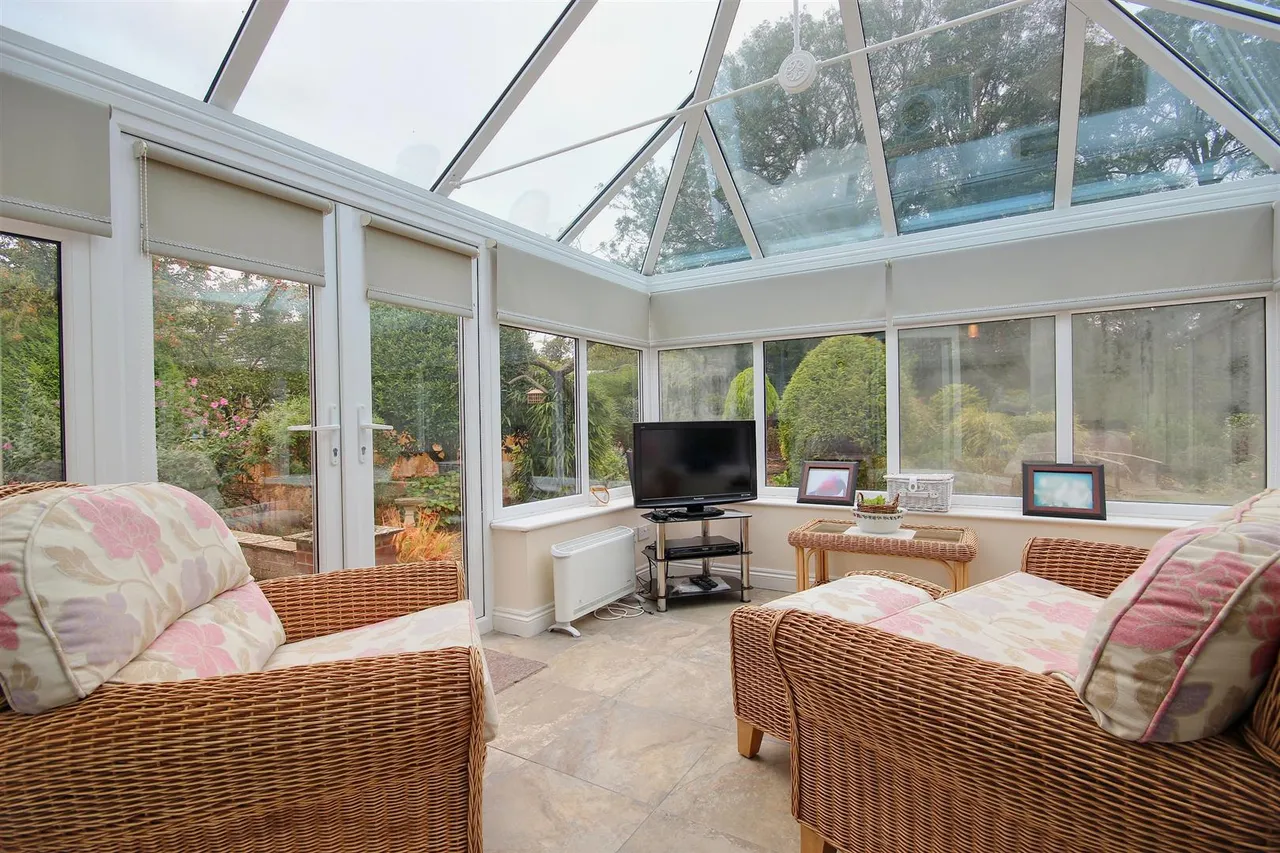 Ashcourt Drive, Hornsea, photo 7