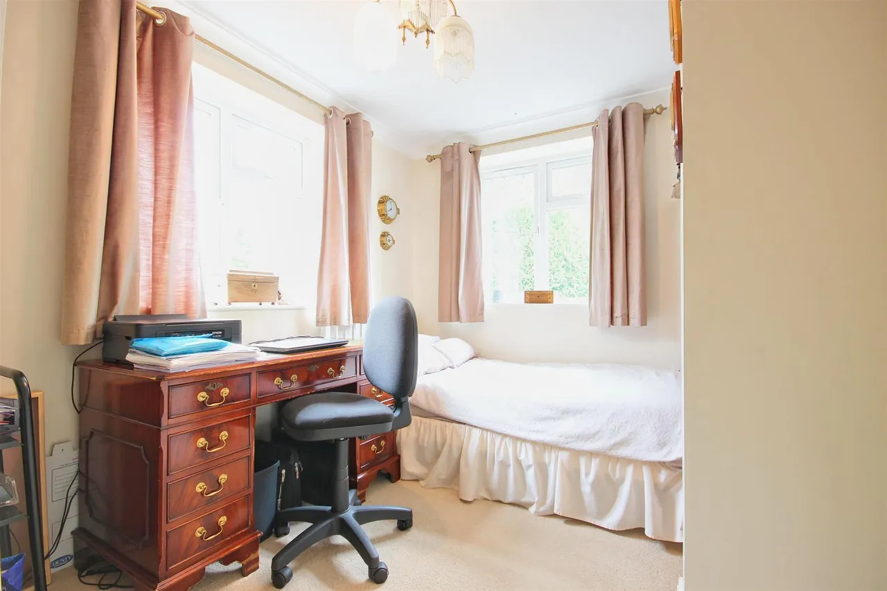 Ashcourt Drive, Hornsea, photo 22