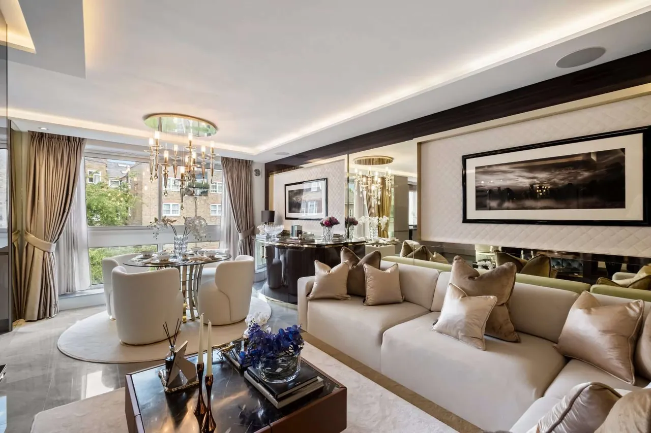 1 bed flat for sale — Beatrix House, 206-210 Old Brompton Road, London, SW5 0BP