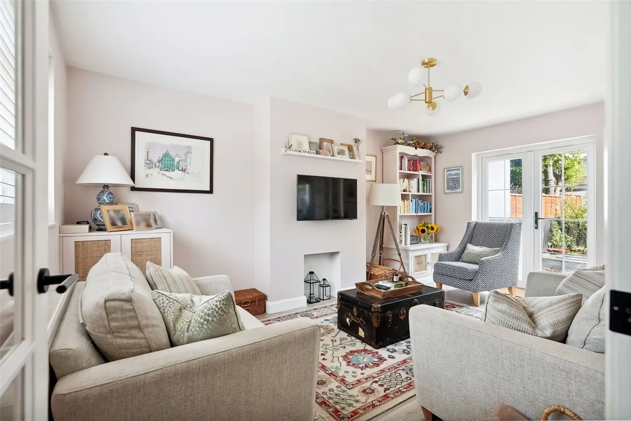 Mays Road, Teddington, TW11 0SQ, photo 3
