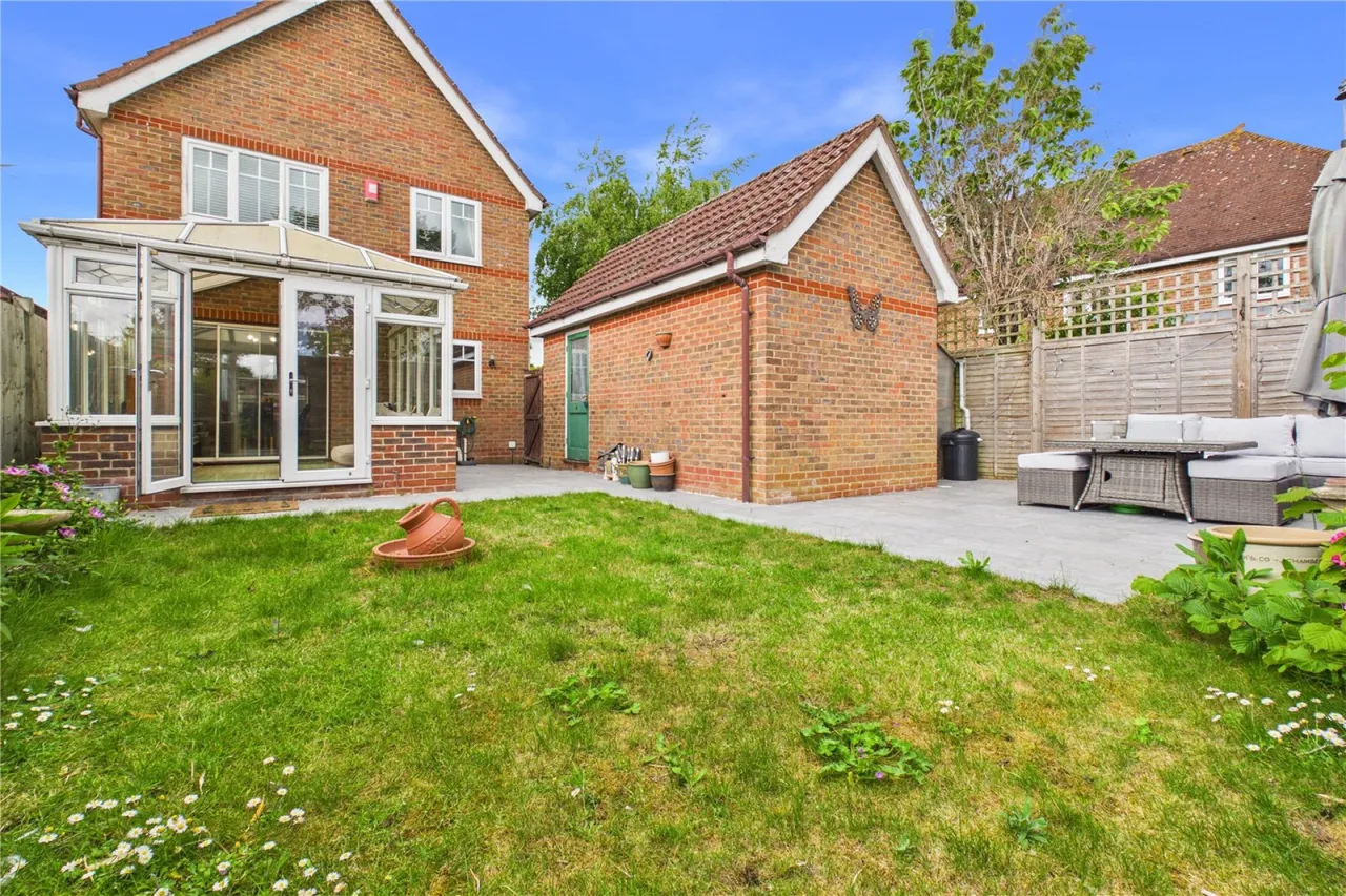 Swan Drive, Aldermaston, RG7, photo 14