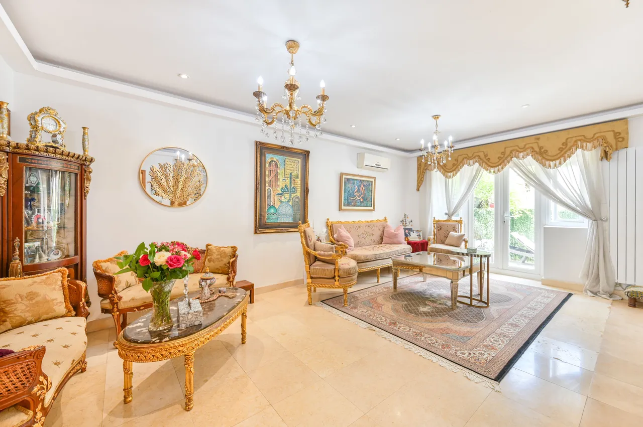38 Barn Way, Wembley, photo 10