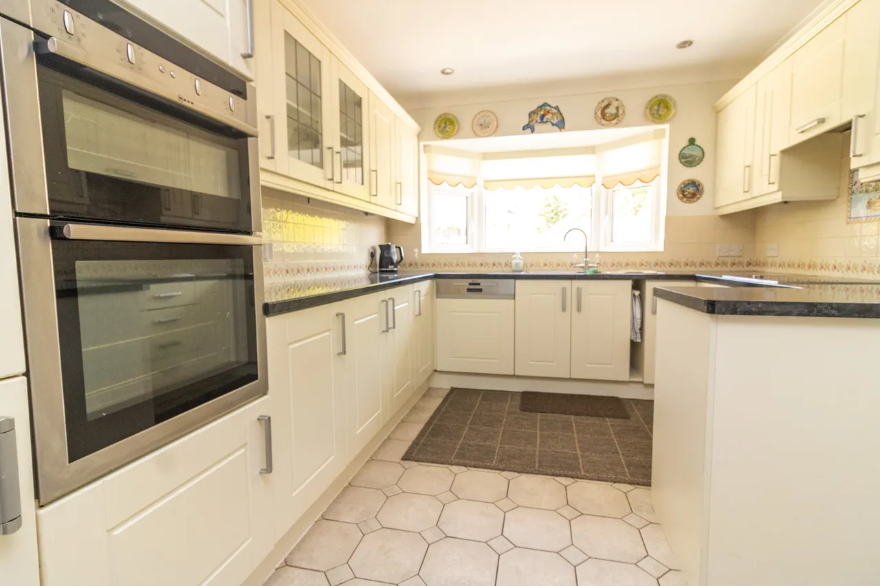 Pulford Drive, Thurnby, Leicester, Leicester, LE7 9UQ, photo 12