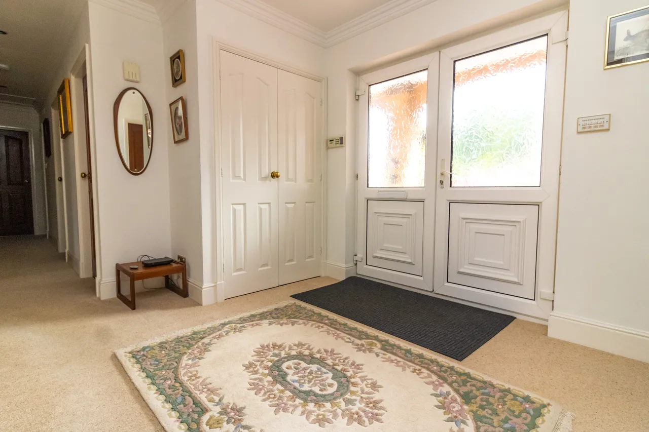 Pulford Drive, Thurnby, Leicester, Leicester, LE7 9UQ, photo 6