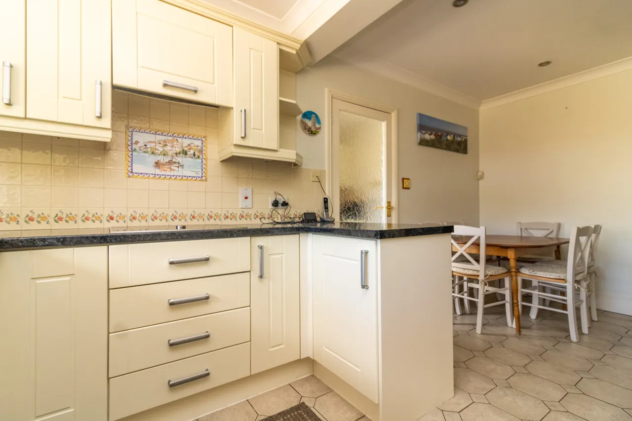Pulford Drive, Thurnby, Leicester, Leicester, LE7 9UQ, photo 11