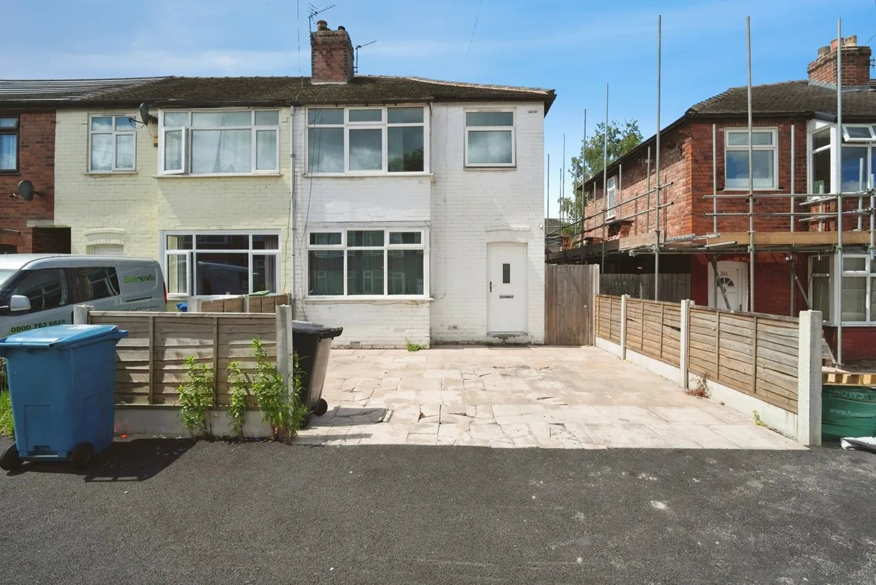 3 bed house for sale — Lostock Avenue, Warrington, Cheshire, WA5