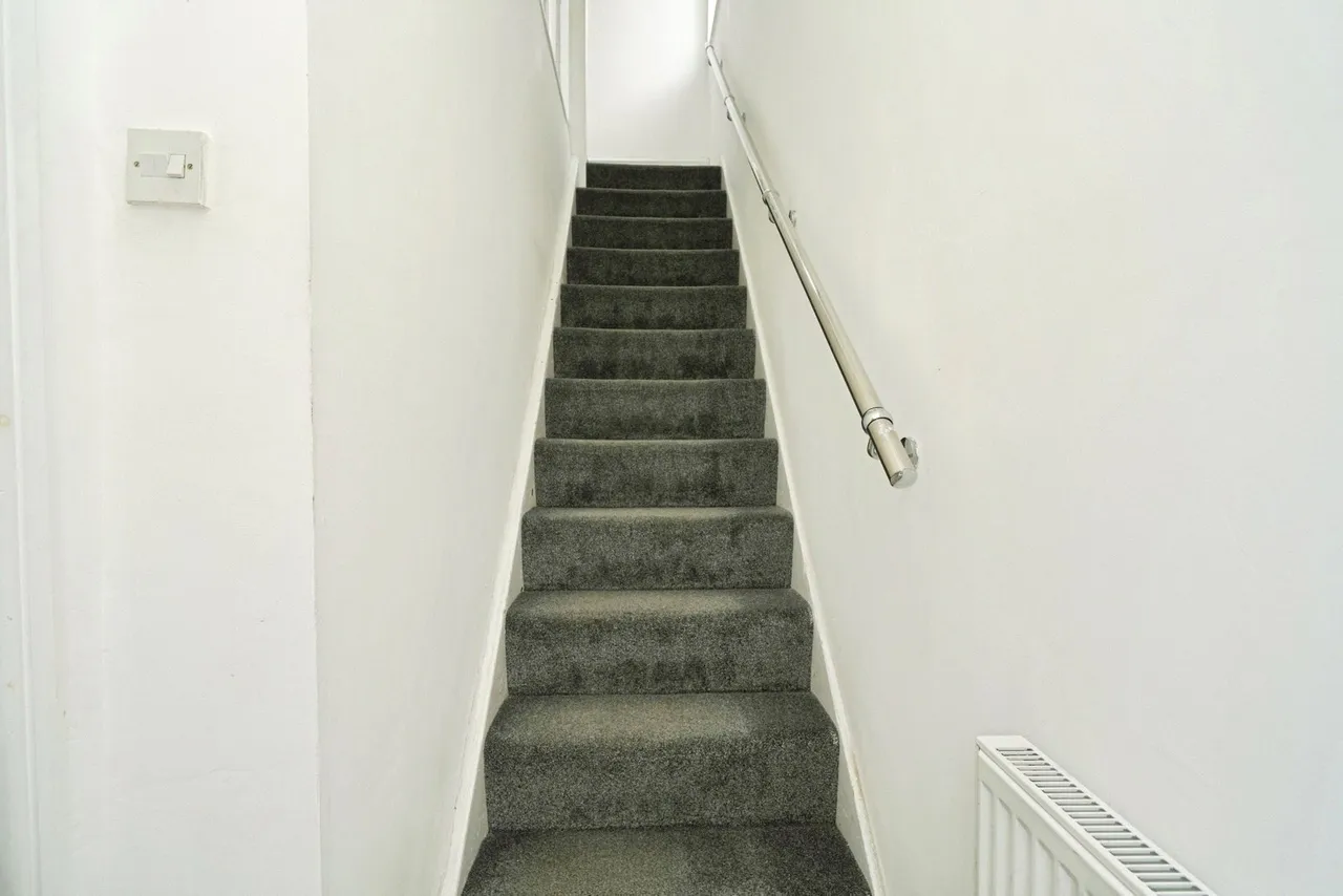 Lostock Avenue, Warrington, Cheshire, WA5, photo 9