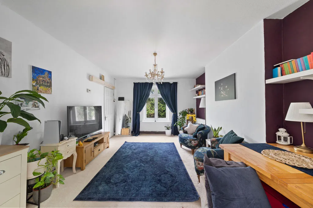 Horsham Road Holmwood, Dorking RH5 4NE, photo 2