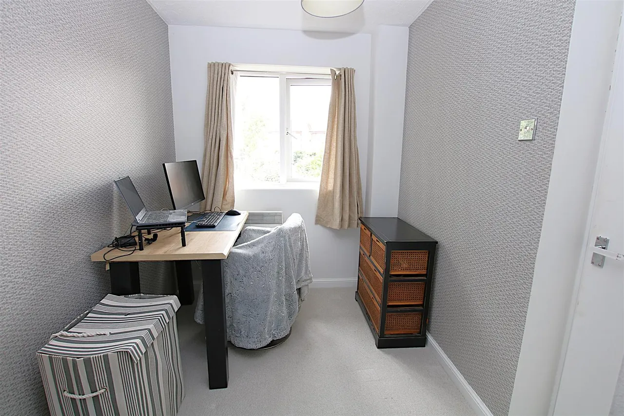 Shard Close, East Hunsbury, photo 11