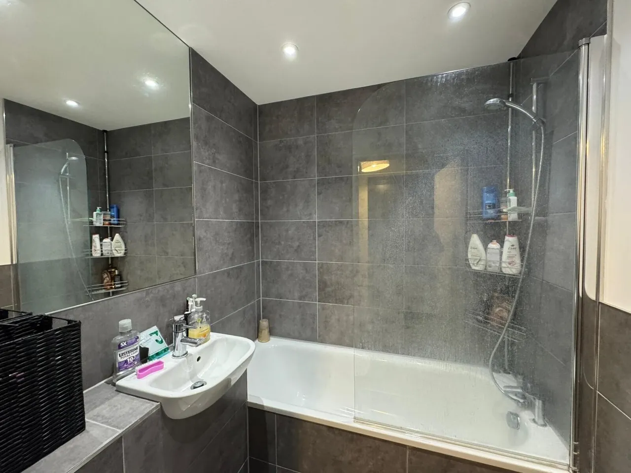 Crawley, RH10, photo 5