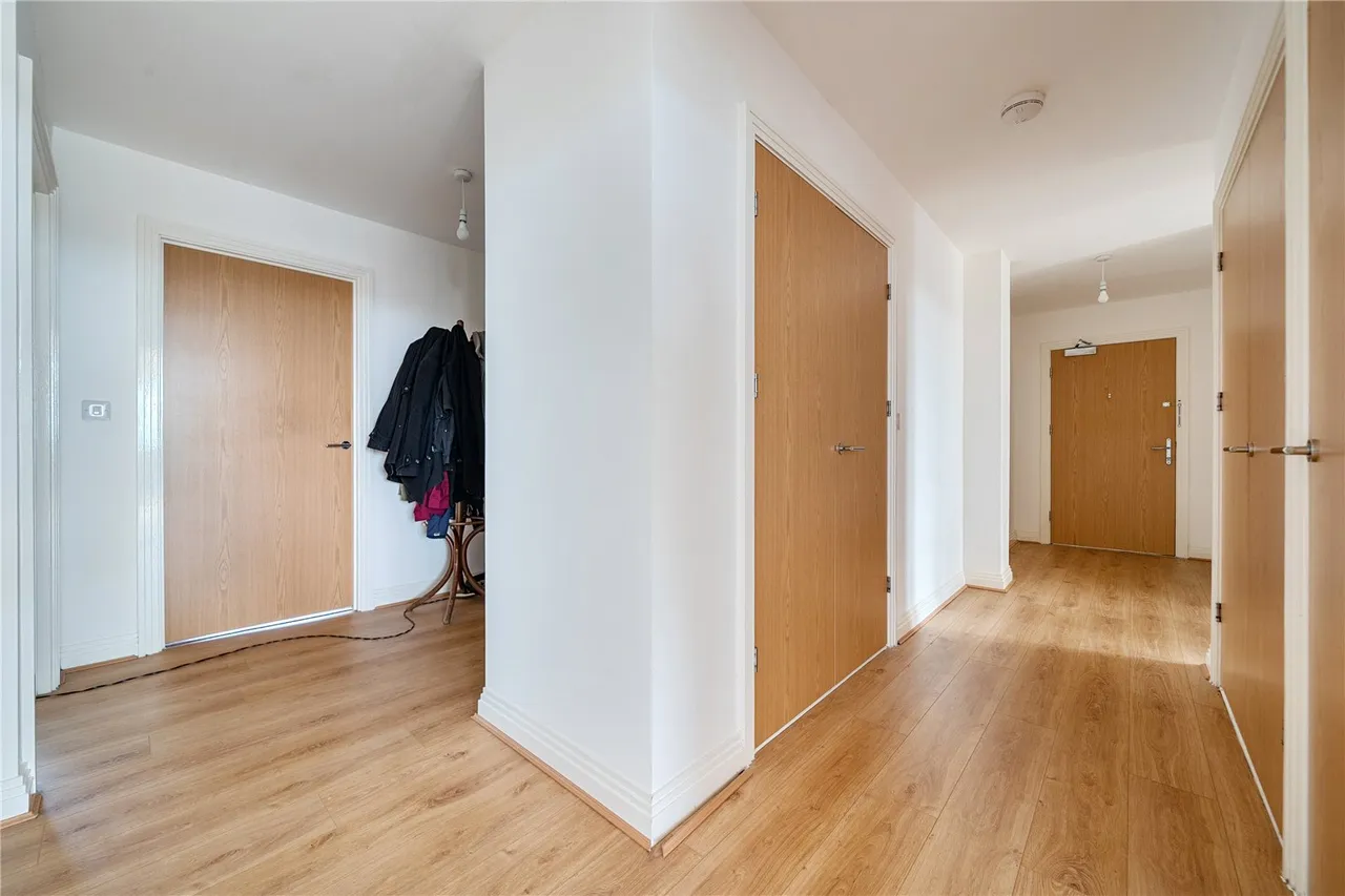 Highbrook House, 49 Quayle Crescent, London, Greater London, N20 0DY, photo 8