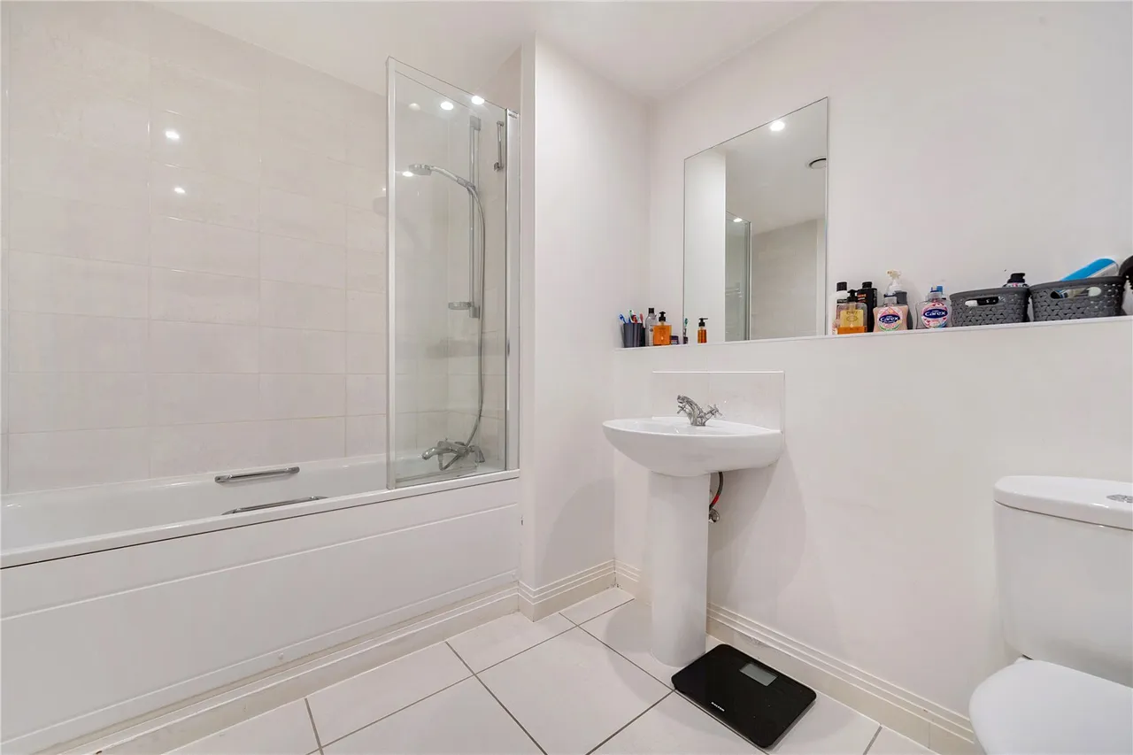 Highbrook House, 49 Quayle Crescent, London, Greater London, N20 0DY, photo 15